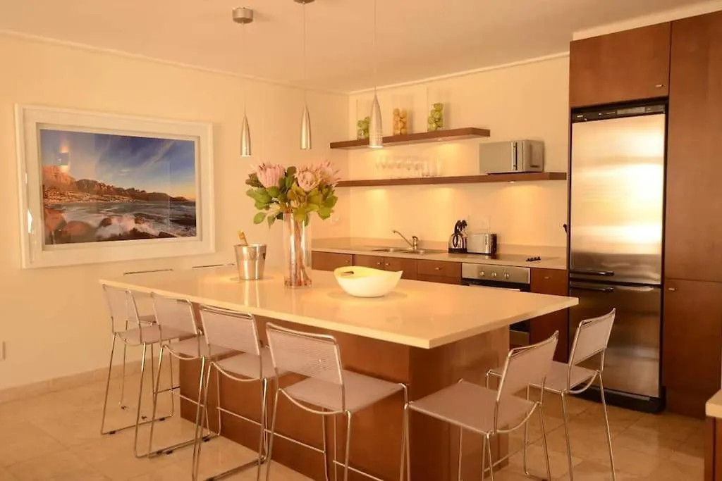 Apartment 2 Bedroom Townhouse Cape Town